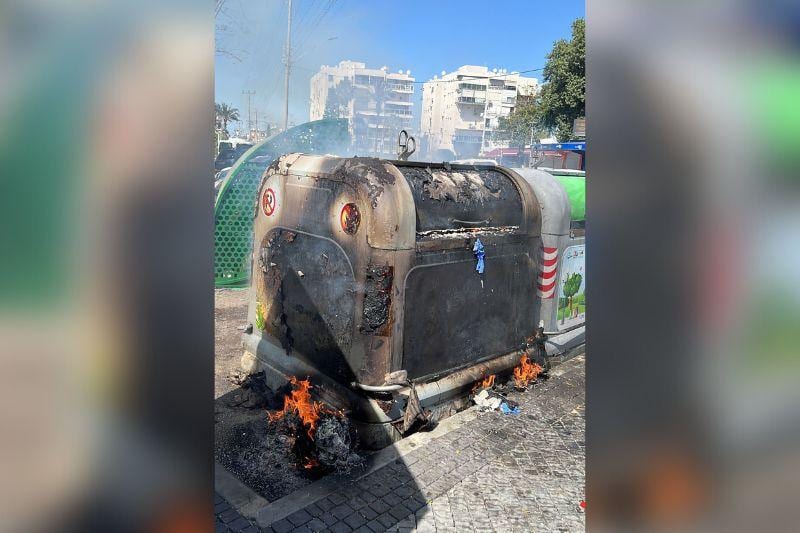 קטין מעכו חשוד בהצתת 17 פחים בעיר