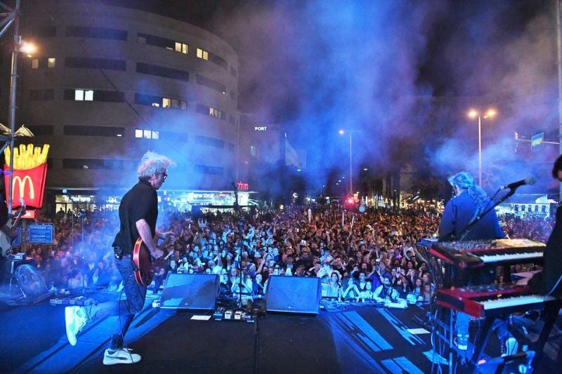 בצל המלחמה: יום עצמאות מאופק בחיפה