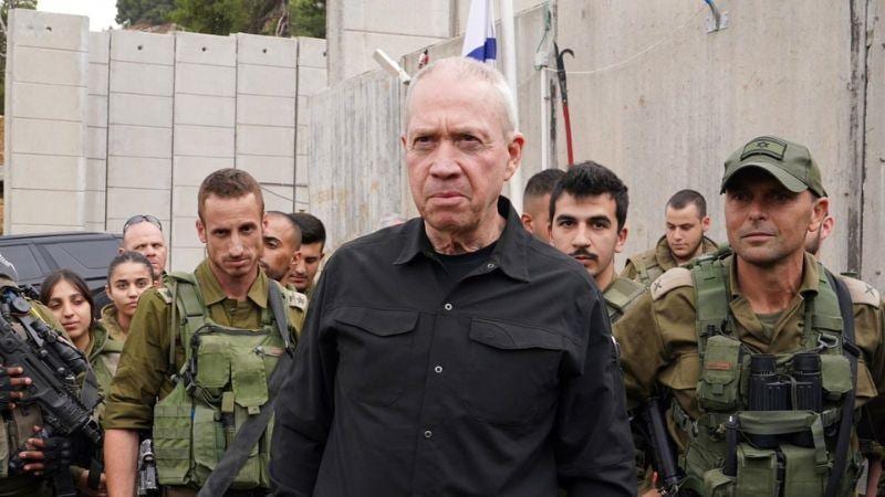 ״300 ימים הבן אדם לא החליף חולצה כי הקמפיינר אמר לו לשדר אֵבֶל״