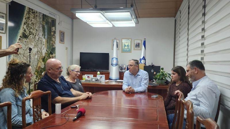 הוריה של נועה שנרצחה במסיבה נפגשו עם ליבי שהוציאה שיר לזכרה