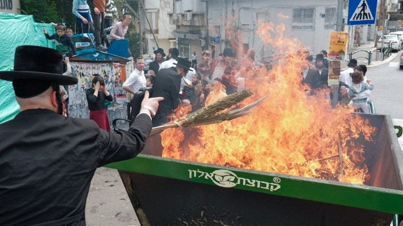 שריפת חמץ בויז'ניץ: "החמץ הוא בבחינת חימוץ המחשבה"