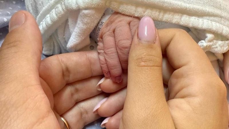 "נכנס לנו אור ואוויר ותקווה וחלומות, ובכי של אושר. וגיא היה שם בכל רגע"