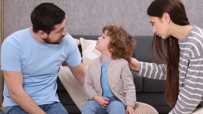 "אמא, את תמותי?": כך תנווטו מול החרדה הקיומית של ילדים בימי מלחמה